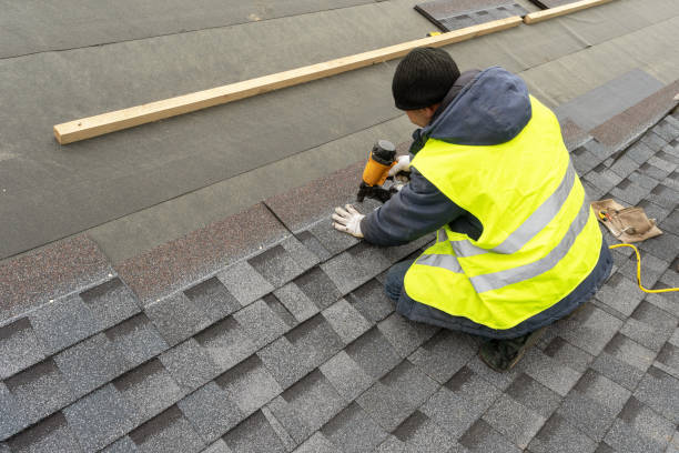 Best Commercial Roofing Services  in Chilton, WI